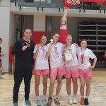 SUKCES KOSZYKAREK LO V