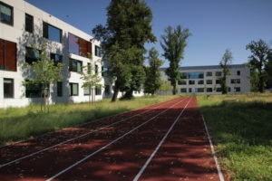 Bieżnia - tereny zielone szkoły