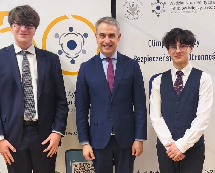 Mamy Laureata i Finalistę X Olimpiady Wiedzy o Bezpieczeństwie i Obronności!